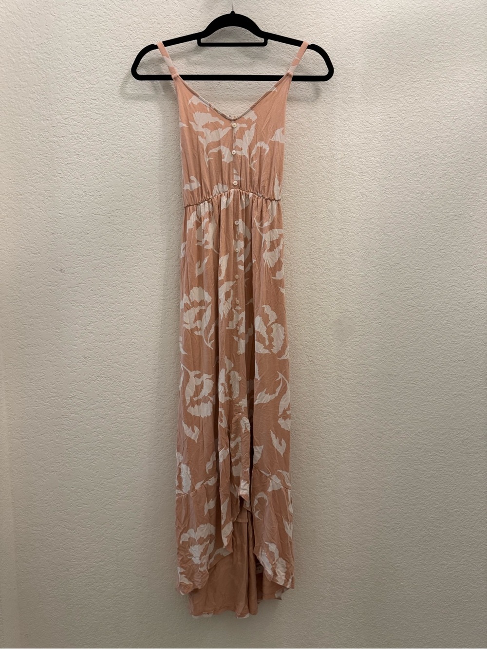 Isabel Maternity by Ingrid & Isabel Peach and White Floral Maxi Dress